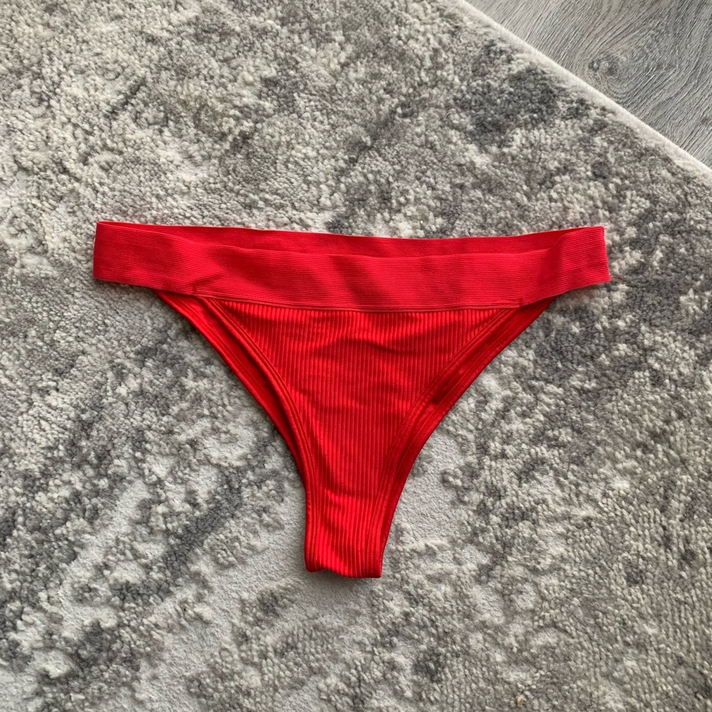 Frankie’s Bikinis Drew Bottoms
